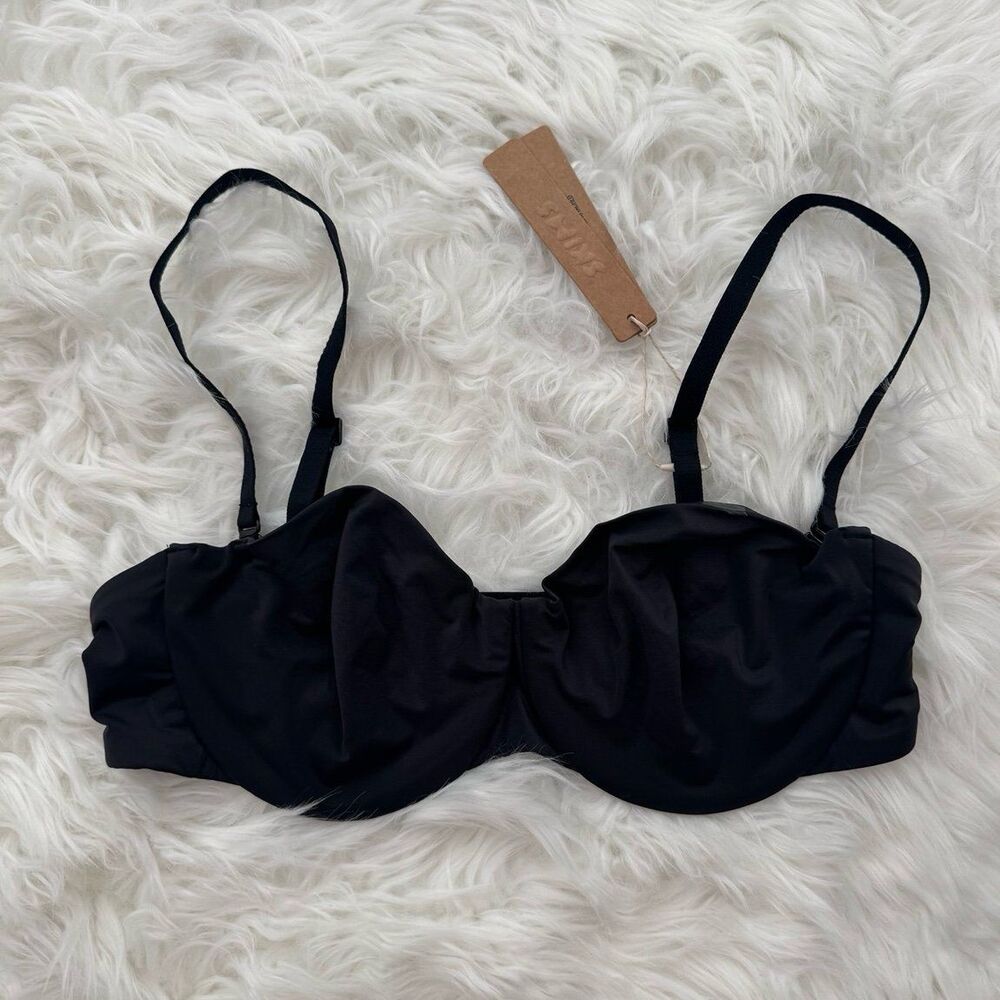 Skims Smoothing Intimates Strapless Bra Onyx Size 36B